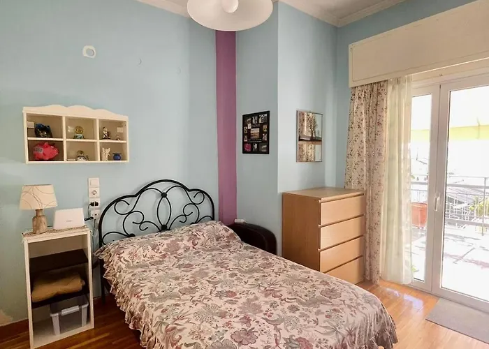 Beautiful View - 2 Bedroom Apartment